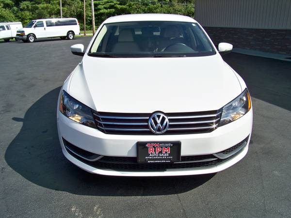 2015 VOLKSWAGEN PASSAT SE * WELL KEPT * BACK UP CAM*HEATED LEATHER -... for sale in Mogadore, OH – photo 2