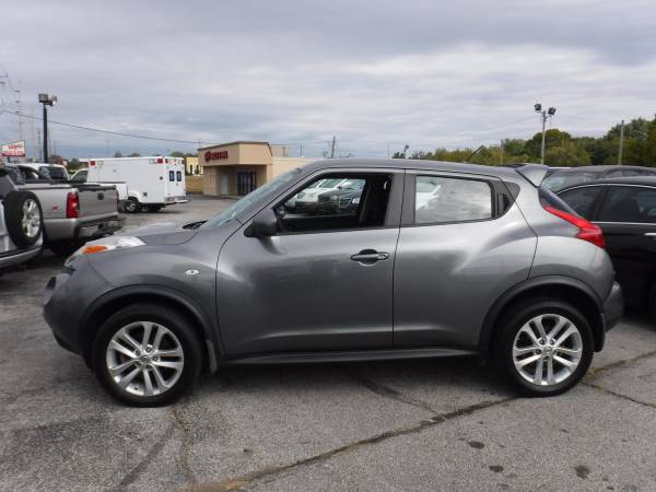 2013 Nissan Juke "$2299 Down" - cars & trucks - by dealer - vehicle... for sale in Greenwood, IN – photo 3