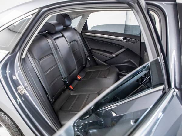 2018 Volkswagen Passat 2 0T SE - - by dealer - vehicle for sale in San Rafael, CA – photo 17