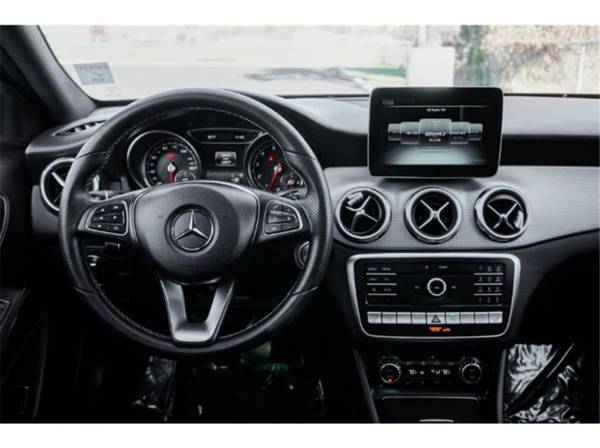 2018 Mercedes-Benz GLA 250 4MATIC Sport Utility 4D - cars & trucks -... for sale in Yakima, WA – photo 13
