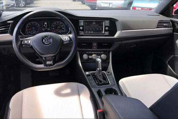 2019 Volkswagen Jetta Certified VW R-Line Auto w/SULEV Sedan - cars... for sale in Honolulu, HI – photo 15