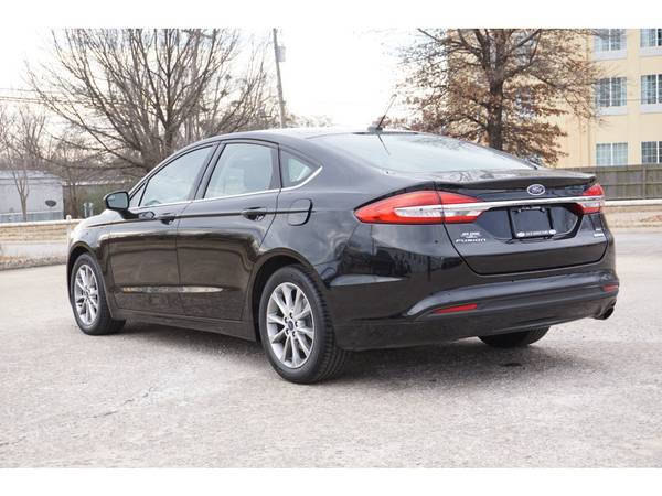 2017 Ford Fusion SE - - by dealer - vehicle automotive for sale in Claremore, OK – photo 2