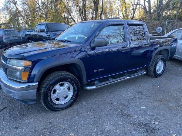 2004 Chevrolet Chevy Colorado Crew Cab LS Pickup 4D 5 1/4 ft... for sale in Garfield, NY – photo 2