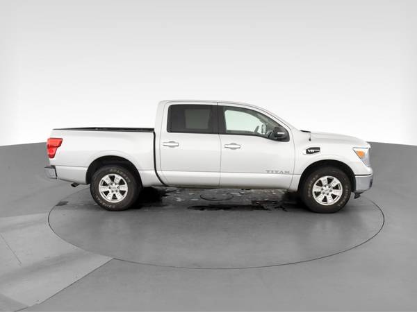 2017 Nissan Titan Crew Cab SV Pickup 4D 5 1/2 ft pickup Silver for sale in Asheville, NC – photo 13