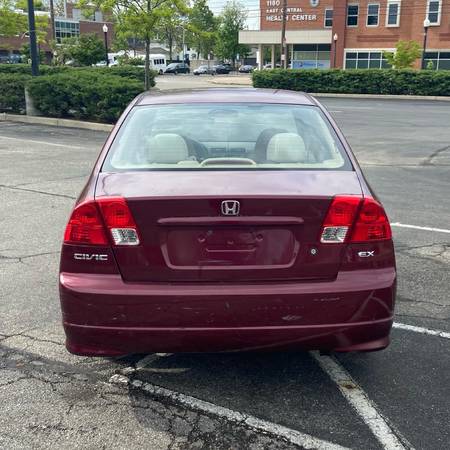 Clean title Honda Civic for sale in Columbus, OH – photo 2