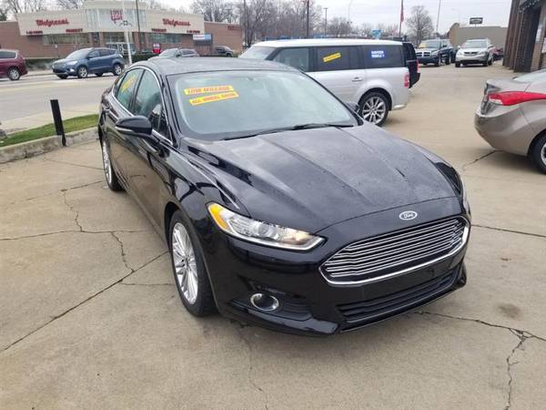 2016 Ford Fusion SE AWD - cars & trucks - by dealer - vehicle... for sale in Madison Heights, MI – photo 2