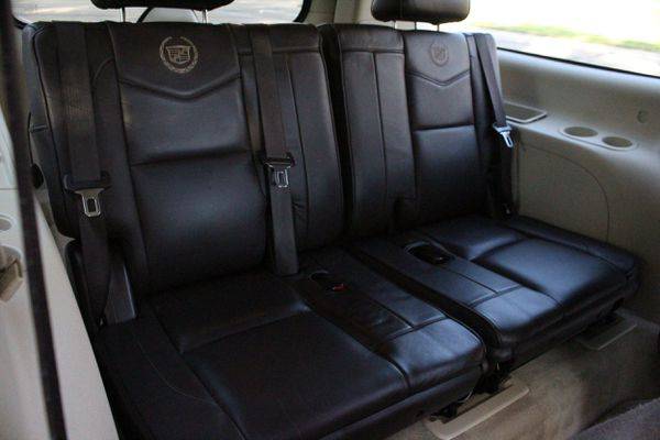 2009 Cadillac Escalade ESV Platinum Edition 3rd Row Seating 3rd Row... for sale in Longmont, CO – photo 20