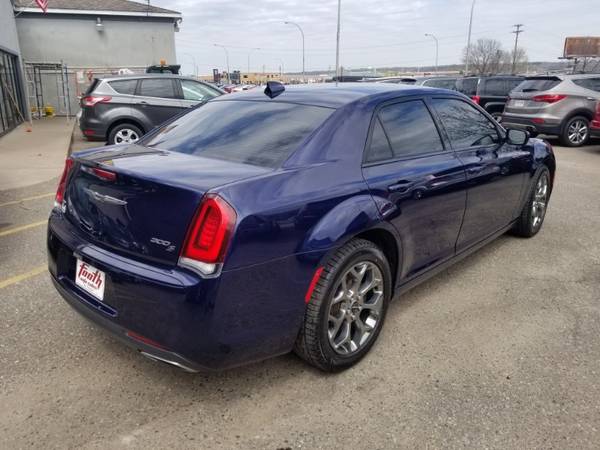 2016 Chrysler 300 S V6 AWD!! ENGLISH AND SPANISH! for sale in South St. Paul, MN – photo 6