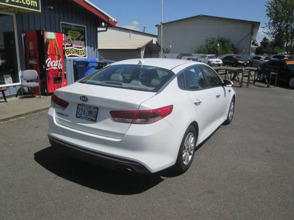FM jones and Sons 2018 Kia Optima S - - by dealer for sale in Eugene, OR – photo 2