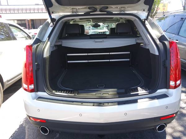 2013 caddilac srx like new condition for sale in NEW YORK, NY – photo 2