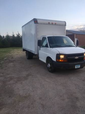 2008 chevy express 3500 box truck for sale in Stacy, MN – photo 3