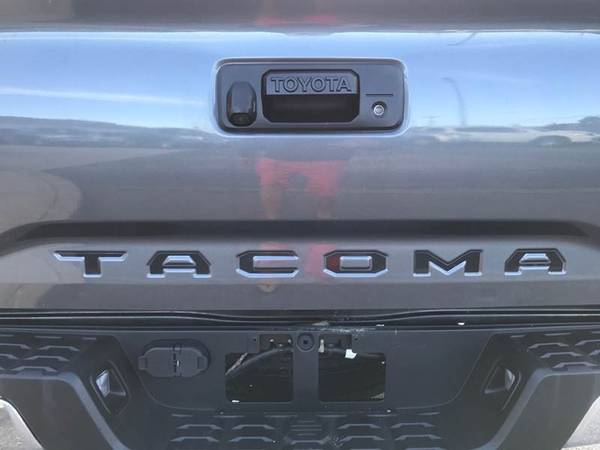 2016 Toyota Tacoma SR5 V6 4x4 4dr Double Cab 5.0 ft SB **GUARANTEED... for sale in Hyannis, MA – photo 13