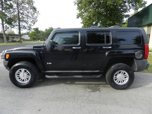 2009 Hummer H3 Adventure ~ Southern Owned ~ 86,821 Miles ~ $279 Month for sale in Carmel, IN – photo 2