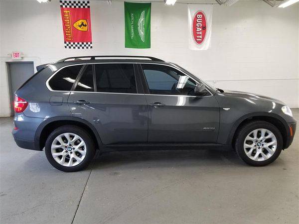 2013 BMW X5 AWD 4dr xDrive35i Premium -EASY FINANCING AVAILABLE for sale in Bridgeport, CT – photo 2
