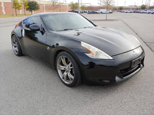 2009 NISSAN 370Z LOW MILES! LEATHER LOADED! RUNS/DRIVES LIKE NEW! -... for sale in Norman, OK – photo 2