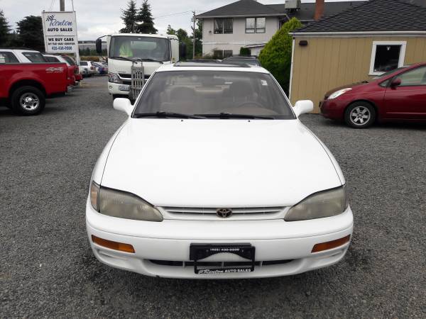 1995 Toyota Camry *gas saver* - cars & trucks - by dealer - vehicle... for sale in Renton, WA – photo 2