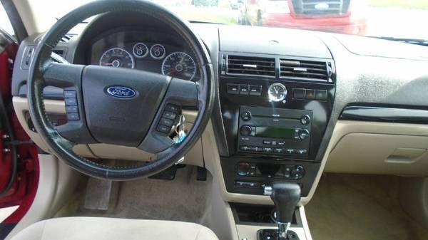 06 ford fusion 119,000 miles $2400 **Call Us Today For Details** for sale in Waterloo, IA – photo 13