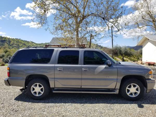 2006 GMC Yukon - cars & trucks - by owner - vehicle automotive sale for sale in Lemon Cove, CA – photo 2