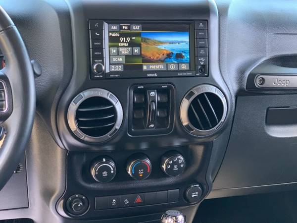 2016 Jeep Wrangler Unlimited Black Clearcoat For Sale GREAT PRICE! for sale in Eugene, OR – photo 19