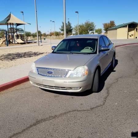 2007 Ford Five Hundred Limited **AWD / 111k!!** - cars & trucks - by... for sale in Phoenix, AZ – photo 2
