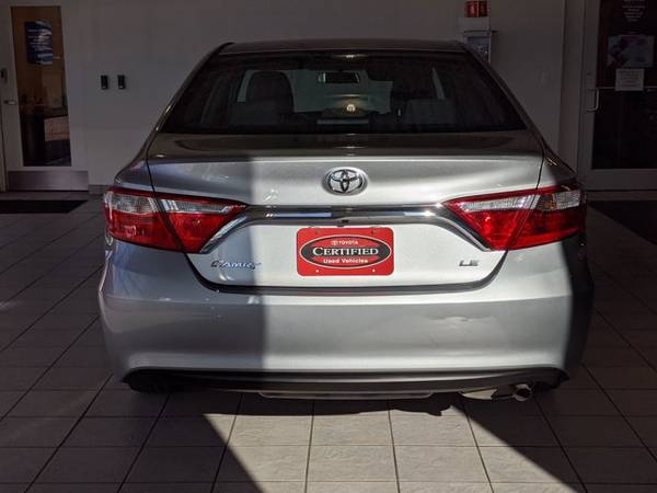 2015 Toyota Camry LE SKU:FU103378 Sedan - cars & trucks - by dealer... for sale in Libertyville, IL – photo 7