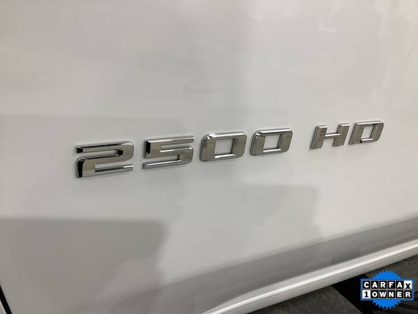 2020 Chevrolet Silverado 2500HD Custom - Low Rates Available! - cars for sale in Higginsville, OK – photo 2