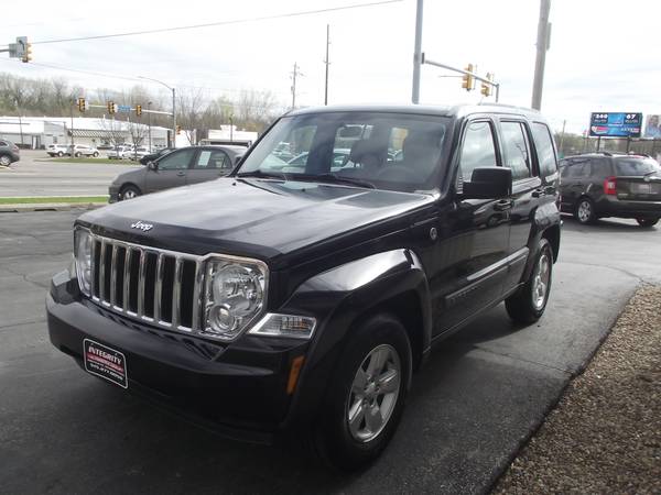 2011 Jeep Liberty Sport 4x4 Clean CarFax - - by dealer for sale in Des Moines, IA – photo 6