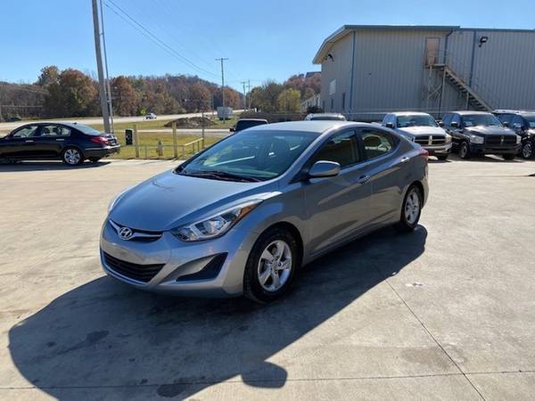 2015 Hyundai Elantra *ONLY 57k Miles* 30+ MPG - cars & trucks - by... for sale in Catoosa, OK – photo 2