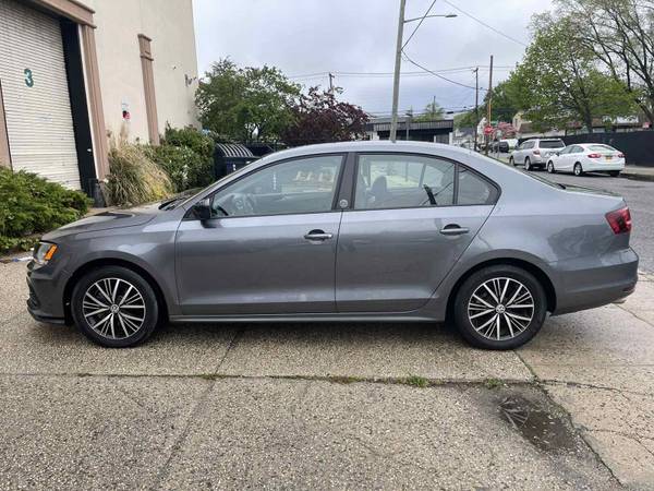 2018 VolksWagen Jetta Se Gry/Blk 24 K miles Clean Title Paid Off for sale in Baldwin, NY – photo 8