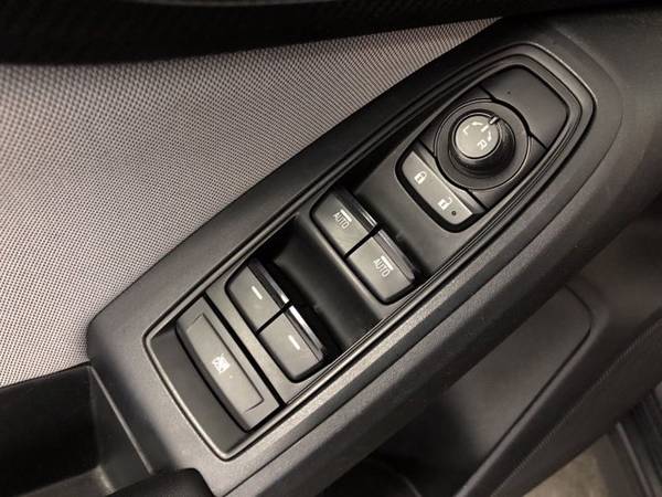 2018 Subaru Crosstrek Dark Gray Metallic PRICED TO SELL SOON! for sale in Carrollton, OH – photo 18