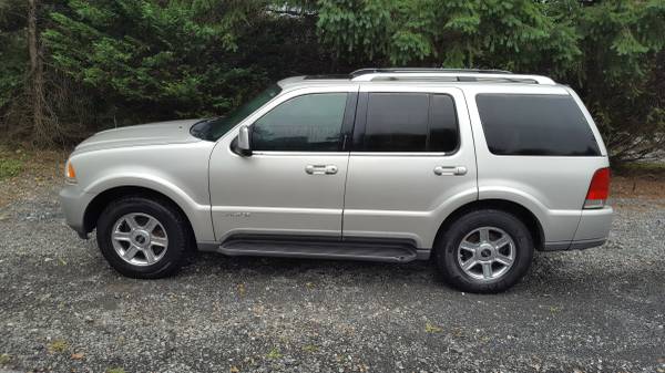 2004 Lincoln Aviator W/ 200K **Mechanic's Special** for sale in reading, PA – photo 9