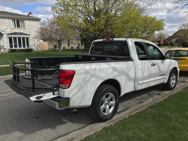 2005 Nissan Titan Extended can Pickup for sale in Des Plaines, IL – photo 3