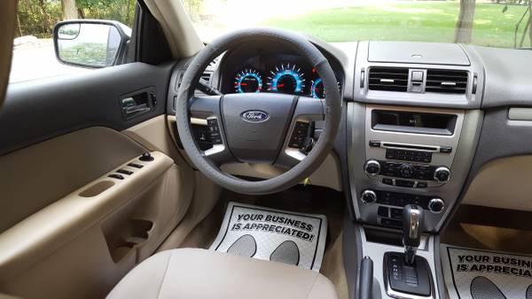 2011 Ford Fusion SE - cars & trucks - by dealer - vehicle automotive... for sale in Warsaw, IN – photo 15