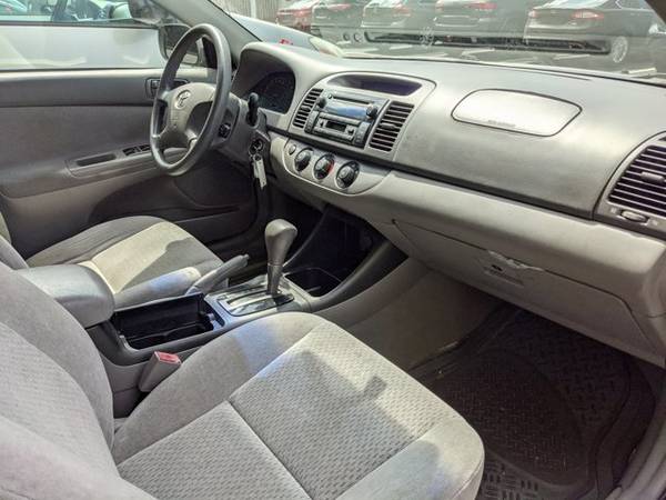 2003 Toyota Camry LE SKU: 3U665596 Sedan - - by dealer for sale in Libertyville, IL – photo 16