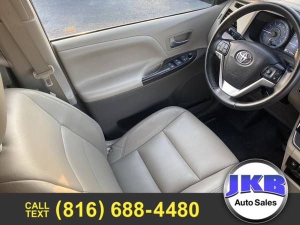 2017 Toyota Sienna XLE Minivan 4D - cars & trucks - by dealer -... for sale in Harrisonville, MO – photo 18