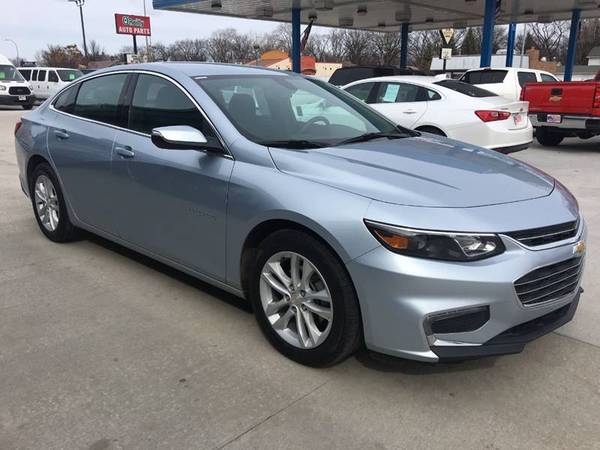 ★★★ 2018 Chevrolet Malibu LT / FINANCING FOR EVERYONE! ★★★ for sale in Grand Forks, MN – photo 4