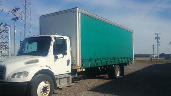 26 foot curtainside truck - cars & trucks - by owner - vehicle... for sale in Ottawa, OH – photo 4