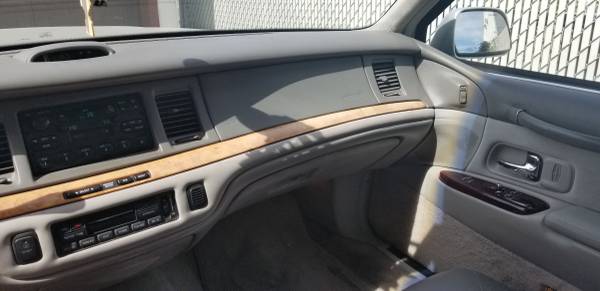 1996 Lincoln TownCar for sale in Howard Beach, NY – photo 12