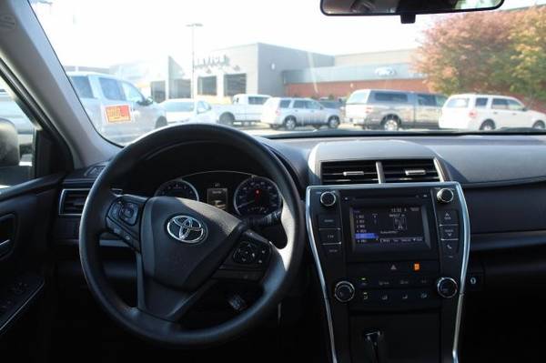 2017 Toyota Camry LE,AUTO,PW,PL,AC Sedan for sale in Tacoma, WA – photo 10