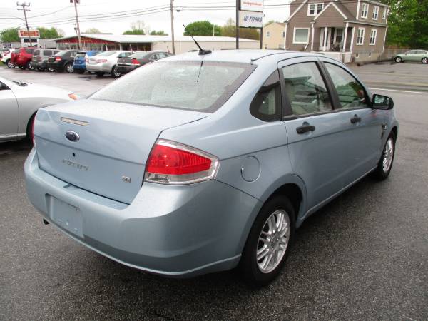 2008 FORD FOCUS SE 124K MILES ONE OWNER 4CYL - - by for sale in Providence, RI – photo 4