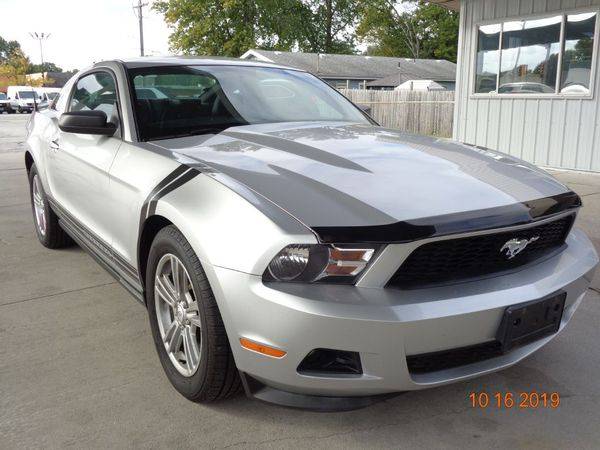 2011 FORD MUSTANG EZ FINANCING AVAILABLE for sale in Springfield, IL – photo 3