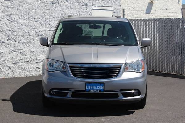 2016 Chrysler Town & Country 4dr Wgn Touring Minivan, Passenger for sale in Klamath Falls, OR – photo 5