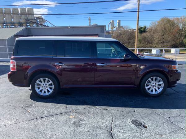 2011 Ford Flex SEL AWD - cars & trucks - by dealer - vehicle... for sale in Hickory, NC – photo 6