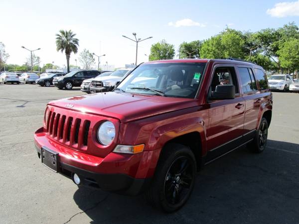 2016 Jeep PATRIOT LATITUDE - 4WD - HEATED SEATS - RECENTLY SMOGGED for sale in Sacramento , CA – photo 2