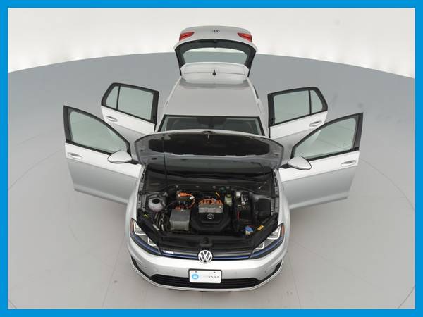2016 VW Volkswagen eGolf SEL Premium Hatchback Sedan 4D sedan Silver for sale in Manhattan Beach, CA – photo 22