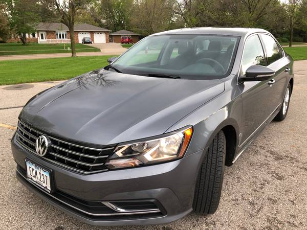 2016 Volkswagen Passat - Low Miles! for sale in Iowa City, IA – photo 2