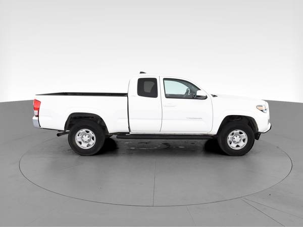 2016 Toyota Tacoma Access Cab SR5 Pickup 4D 6 ft pickup White - -... for sale in Saint Louis, MO – photo 13
