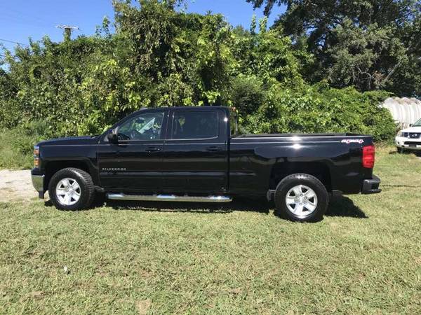 2015 CHEVY SILVERADO CREW CAB 4x4 - ONE OWNER - cars & trucks - by... for sale in Virginia Beach, VA – photo 3