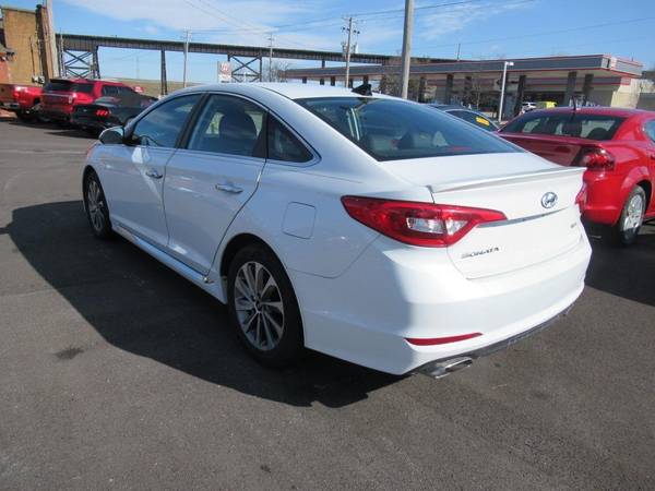 2016 Hyundai Sonota Sport - - by dealer - vehicle for sale in St.Charles, MO – photo 7