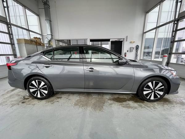 2019 Nissan Altima 2 5 Sl - - by dealer - vehicle for sale in Fairbanks, AK – photo 6